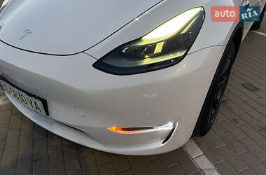 Внедорожник / Кроссовер Tesla Model Y 2022 в 