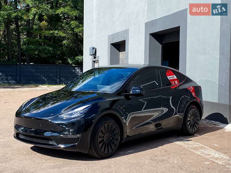 Позашляховик / Кросовер Tesla Model Y 2023 в Києві