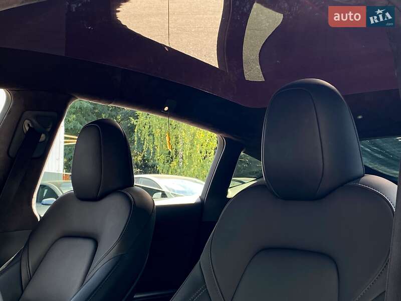 Позашляховик / Кросовер Tesla Model Y 2023 в Києві