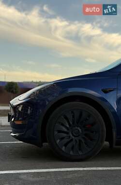 Позашляховик / Кросовер Tesla Model Y 2022 в 