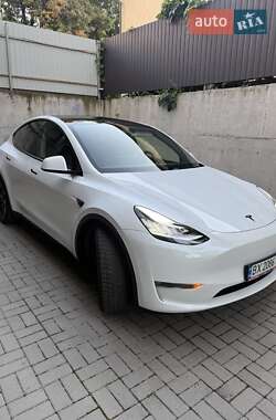 Позашляховик / Кросовер Tesla Model Y 2023 в Хмельницькому