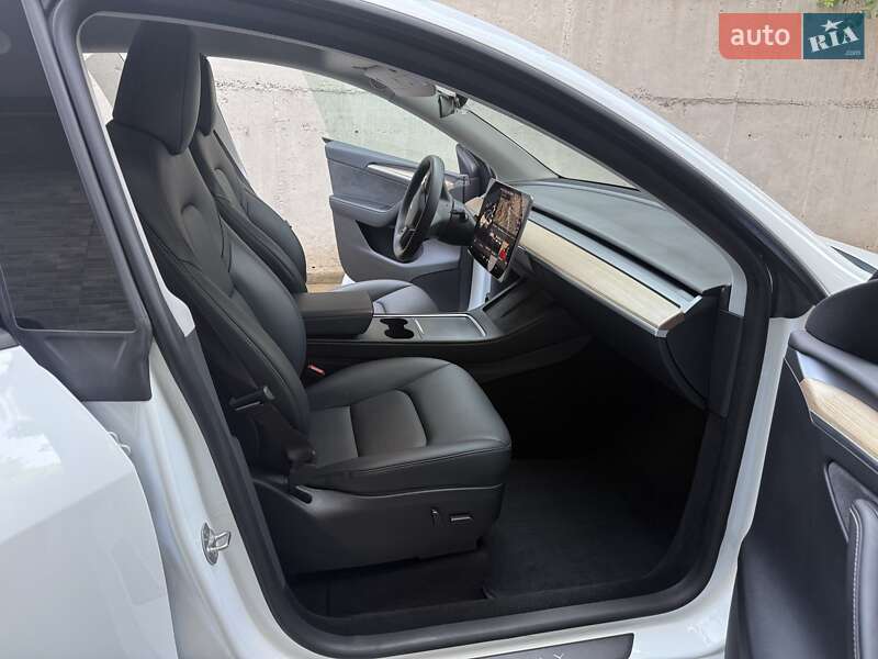 Внедорожник / Кроссовер Tesla Model Y 2023 в Хмельницком фото 7 Внедорожник / Кроссовер Tesla Model Y 2023 в Хмельницком