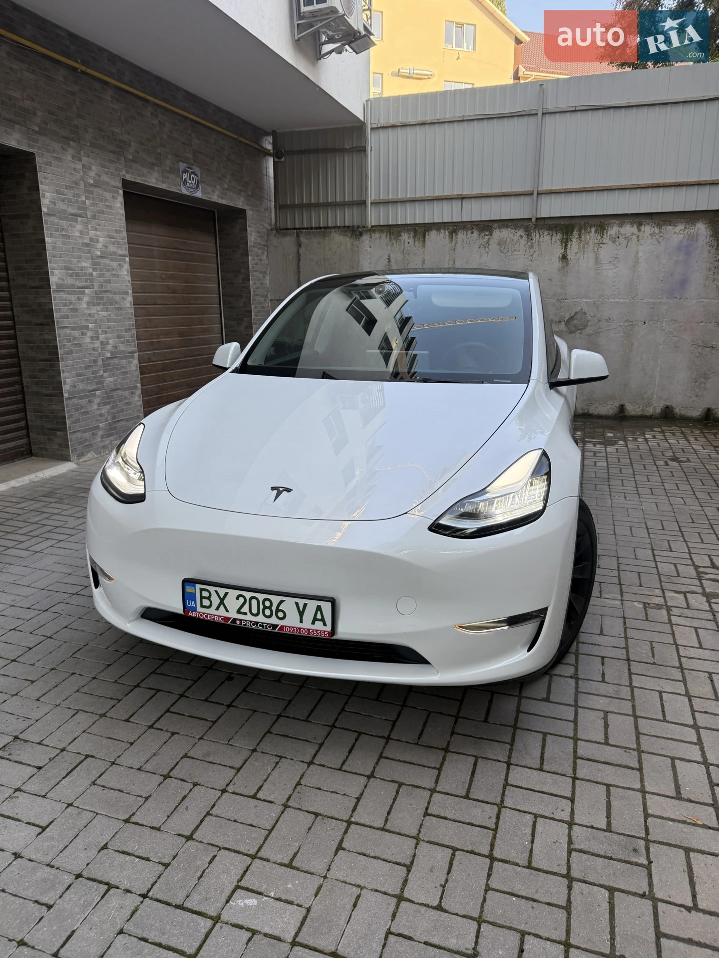 2023 Tesla Model Y - мініатюра 32