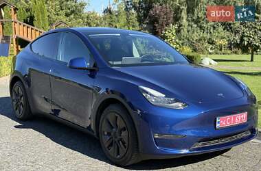 Внедорожник / Кроссовер Tesla Model Y 2022 в 