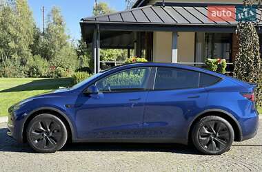 Внедорожник / Кроссовер Tesla Model Y 2022 в 