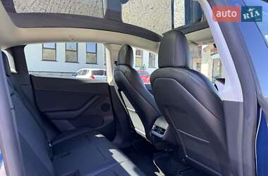 Внедорожник / Кроссовер Tesla Model Y 2022 в 