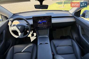 Внедорожник / Кроссовер Tesla Model Y 2022 в 