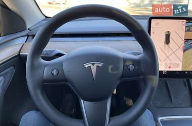 Позашляховик / Кросовер Tesla Model Y 2023 в 