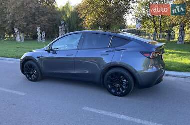 Позашляховик / Кросовер Tesla Model Y 2023 в 