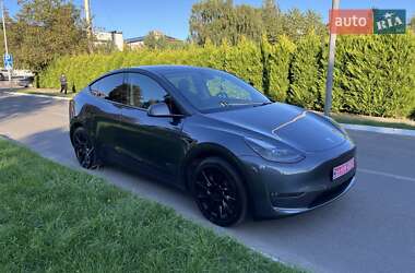 Позашляховик / Кросовер Tesla Model Y 2023 в 
