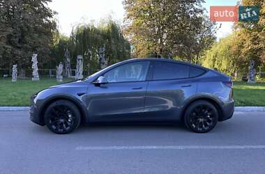 Позашляховик / Кросовер Tesla Model Y 2023 в 