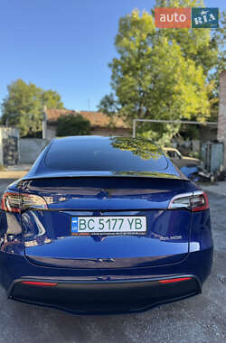 Позашляховик / Кросовер Tesla Model Y 2023 в 