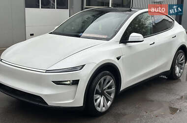 Внедорожник / Кроссовер Tesla Model Y 2025 в Львове
