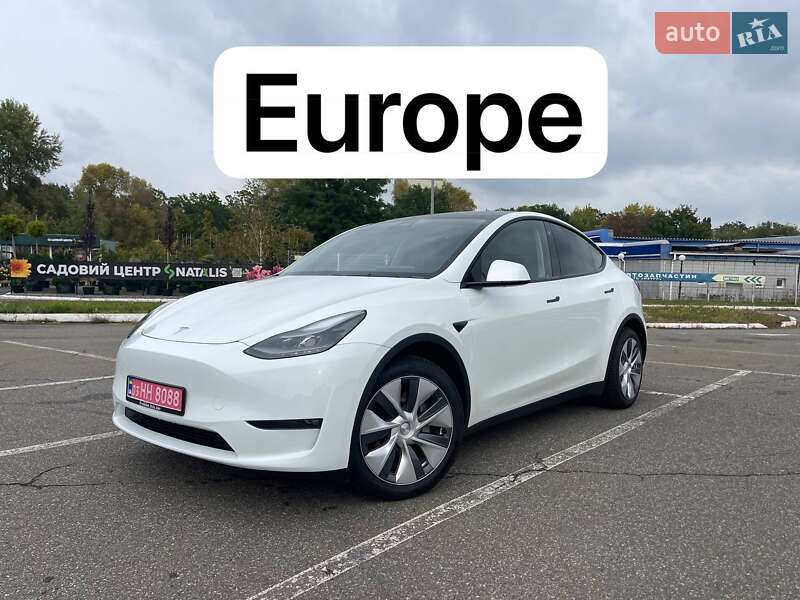 Внедорожник / Кроссовер Tesla Model Y 2023 в 