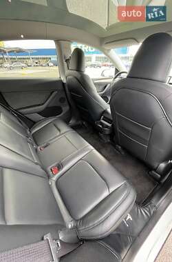 Внедорожник / Кроссовер Tesla Model Y 2023 в Киеве