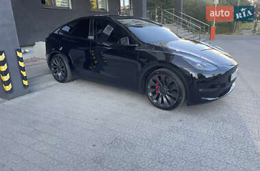 Внедорожник / Кроссовер Tesla Model Y 2021 в Львове