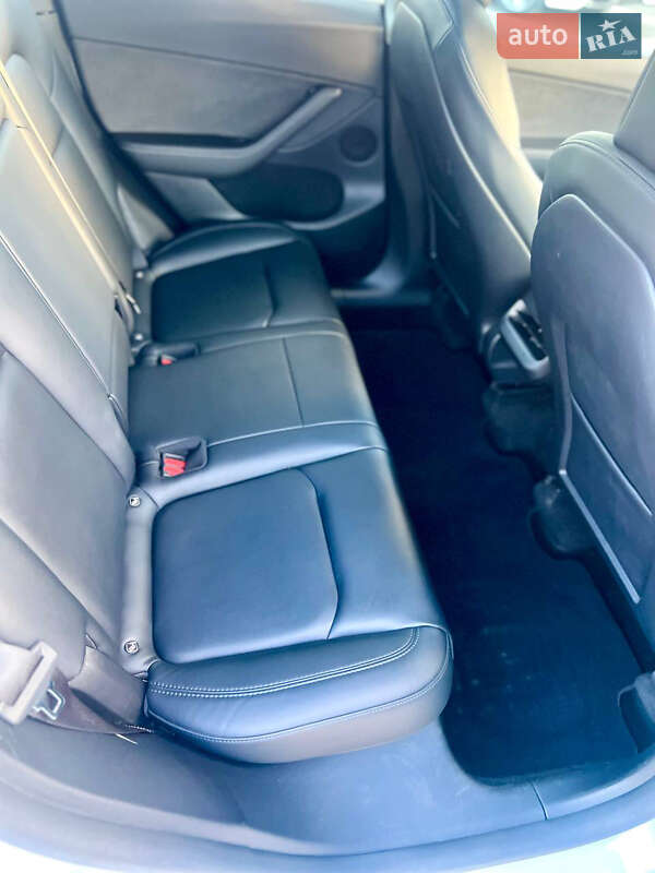 Внедорожник / Кроссовер Tesla Model Y 2022 в Одессе
