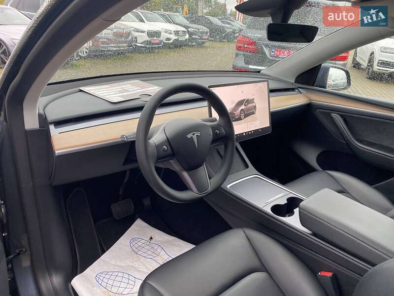 Позашляховик / Кросовер Tesla Model Y 2023 в Львові