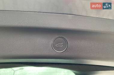 Внедорожник / Кроссовер Tesla Model Y 2023 в 