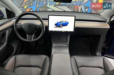 Внедорожник / Кроссовер Tesla Model Y 2024 в 