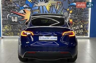 Внедорожник / Кроссовер Tesla Model Y 2024 в 
