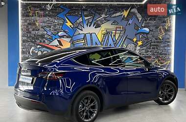 Внедорожник / Кроссовер Tesla Model Y 2024 в 