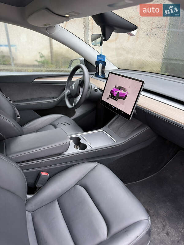 Позашляховик / Кросовер Tesla Model Y 2024 в Вінниці