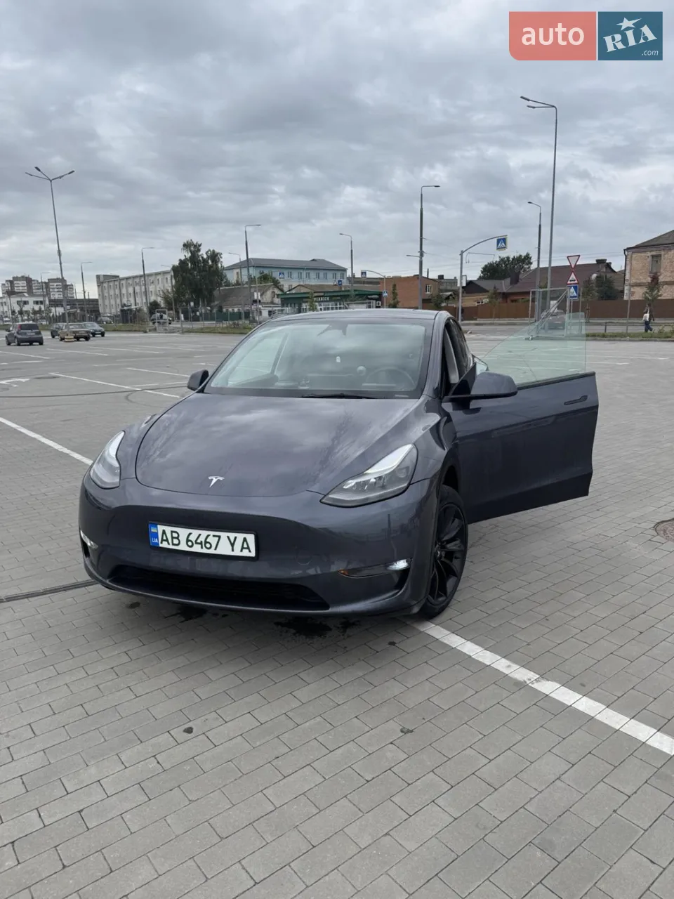 2024 Tesla Model Y - мініатюра 17