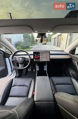 Внедорожник / Кроссовер Tesla Model Y 2020 в 