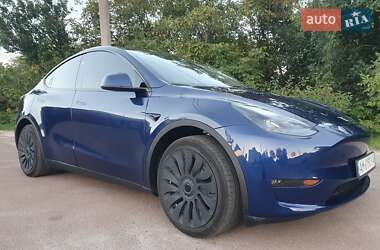 Позашляховик / Кросовер Tesla Model Y 2023 в 