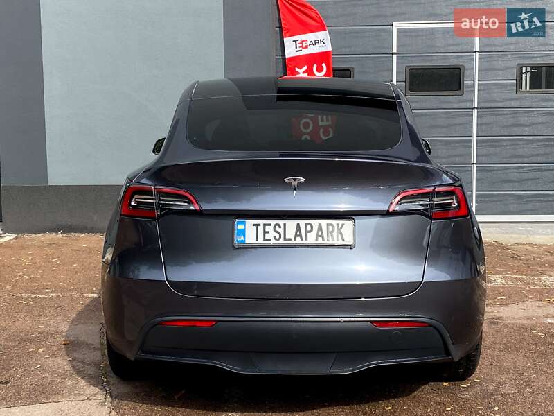 Внедорожник / Кроссовер Tesla Model Y 2023 в Киеве