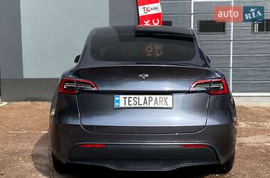 Позашляховик / Кросовер Tesla Model Y 2023 в 