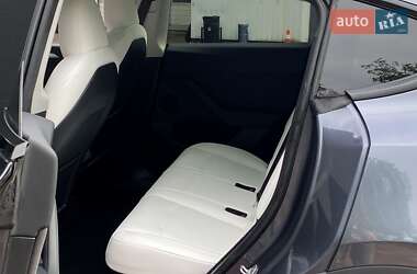Позашляховик / Кросовер Tesla Model Y 2023 в 