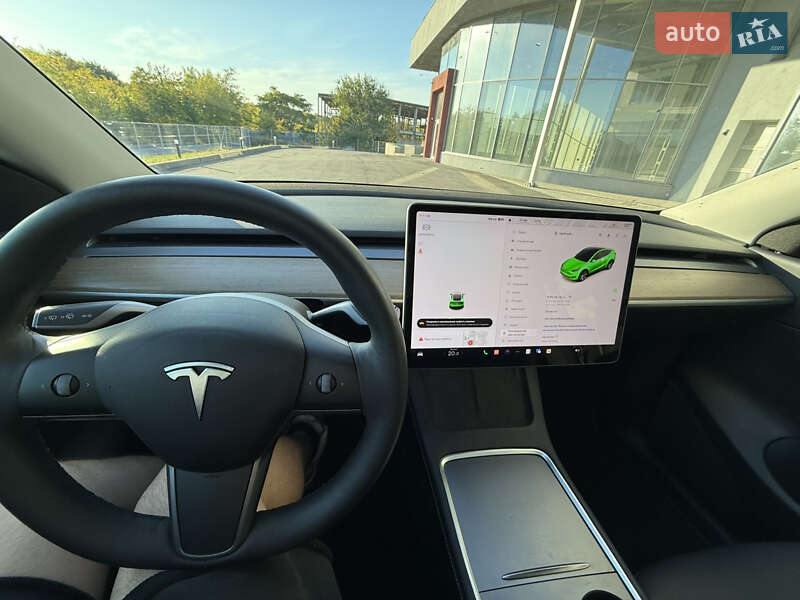 Внедорожник / Кроссовер Tesla Model Y 2022 в Днепре