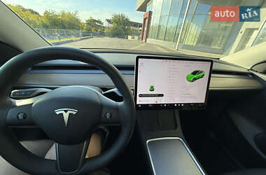 Позашляховик / Кросовер Tesla Model Y 2022 в 