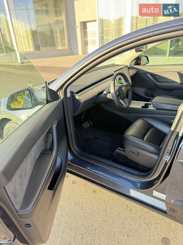 Внедорожник / Кроссовер Tesla Model Y 2022 в Днепре