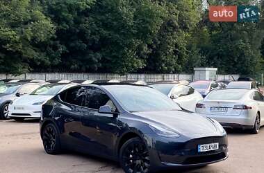 Позашляховик / Кросовер Tesla Model Y 2024 в 