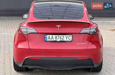 Внедорожник / Кроссовер Tesla Model Y 2021 в 