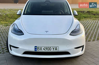 Внедорожник / Кроссовер Tesla Model Y 2024 в 