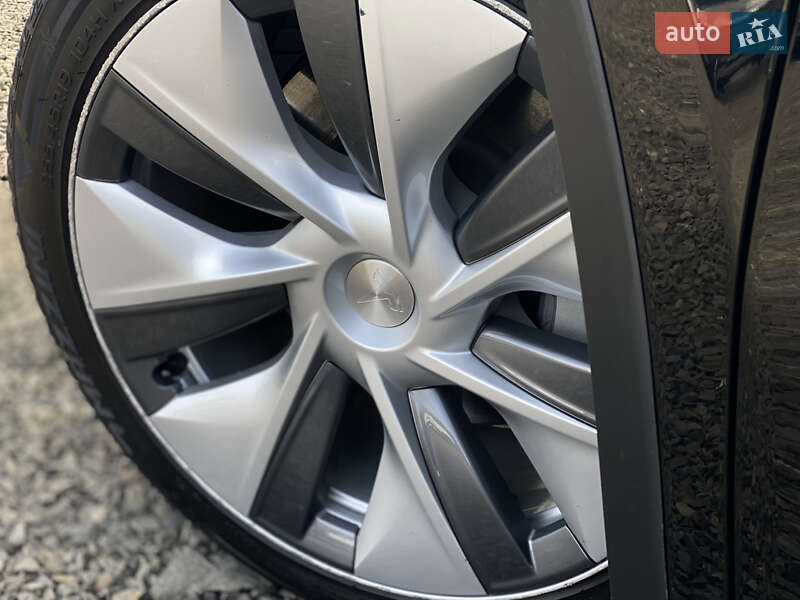 Внедорожник / Кроссовер Tesla Model Y 2022 в Луцке фото 40 Внедорожник / Кроссовер Tesla Model Y 2022 в Луцке