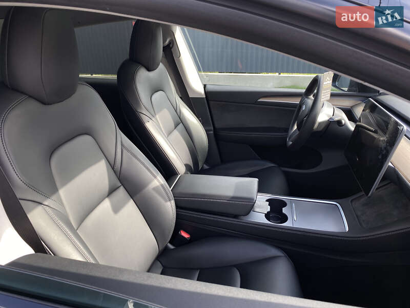 Внедорожник / Кроссовер Tesla Model Y 2022 в Луцке фото 62 Внедорожник / Кроссовер Tesla Model Y 2022 в Луцке
