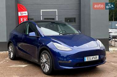 Внедорожник / Кроссовер Tesla Model Y 2024 в 