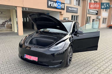 Позашляховик / Кросовер Tesla Model Y 2022 в 