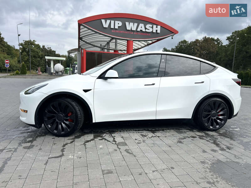 Внедорожник / Кроссовер Tesla Model Y 2023 в Новояворовске фото 6 Внедорожник / Кроссовер Tesla Model Y 2023 в Новояворовске