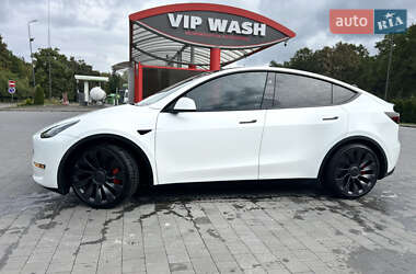 Позашляховик / Кросовер Tesla Model Y 2023 в 