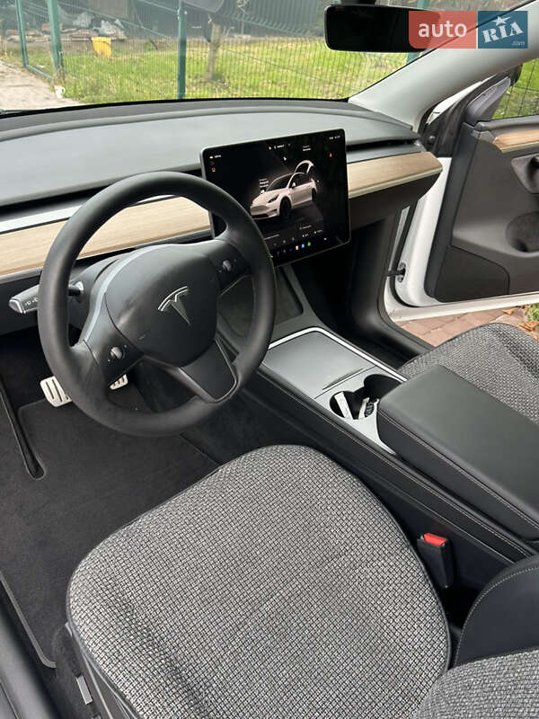 Внедорожник / Кроссовер Tesla Model Y 2023 в Новояворовске фото 32 Внедорожник / Кроссовер Tesla Model Y 2023 в Новояворовске