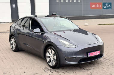 Внедорожник / Кроссовер Tesla Model Y 2023 в Киеве