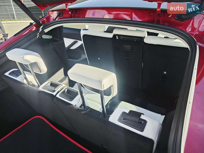 Позашляховик / Кросовер Tesla Model Y 2022 в Львові