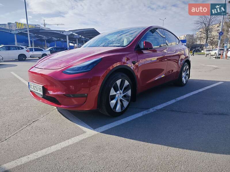 Позашляховик / Кросовер Tesla Model Y 2022 в Львові