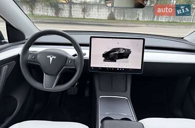 Позашляховик / Кросовер Tesla Model Y 2023 в 